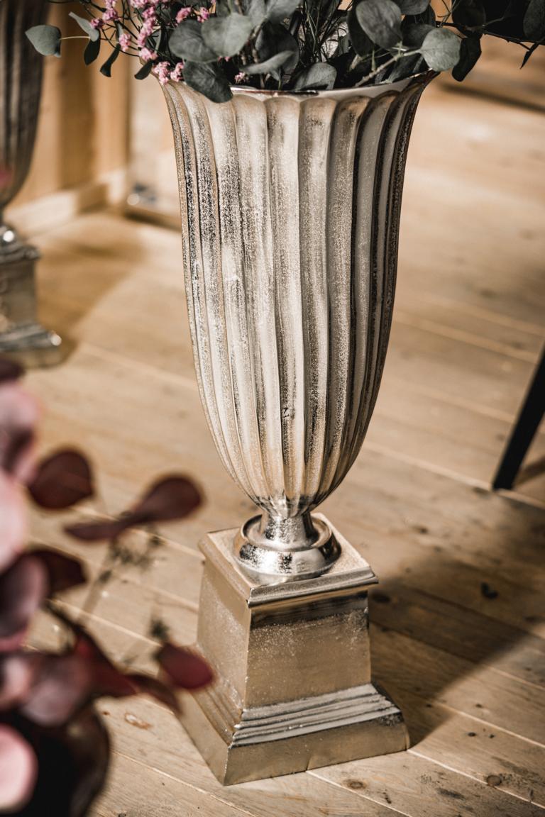 Vase / Pokalvase Silber aus Metall