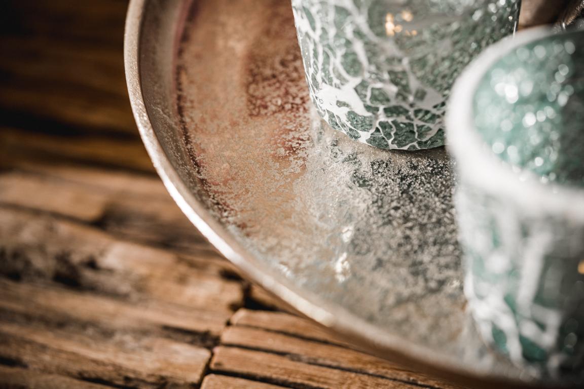 MN_Ambiente_20_09_2021-00048 Etagere Lilie Zweistöckig aus Metall in Silber