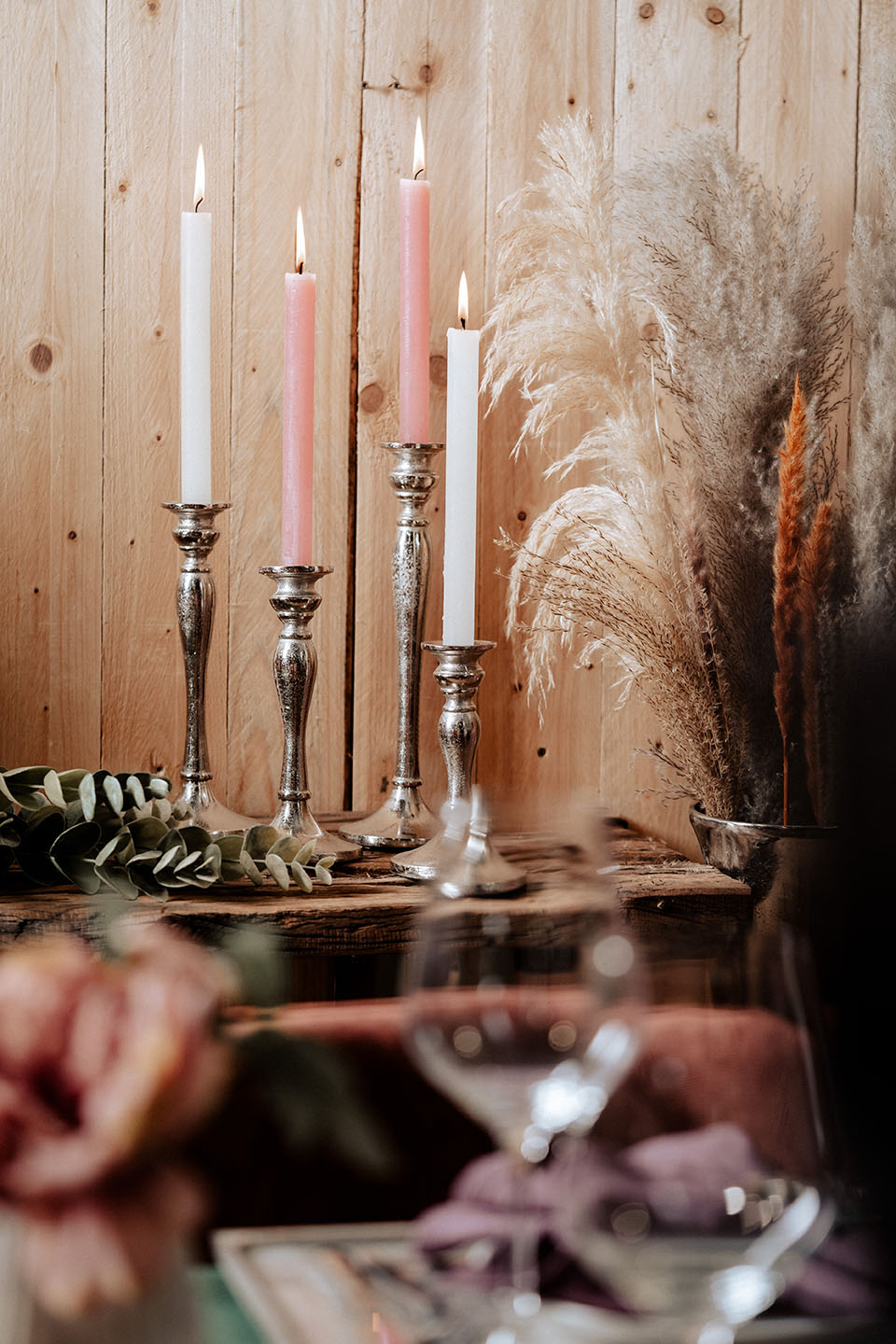 KATHRIN_BARNETZKE_Noll-19112022-Ambiente-49 Kerzenständer Silber 4er Set aus Metall