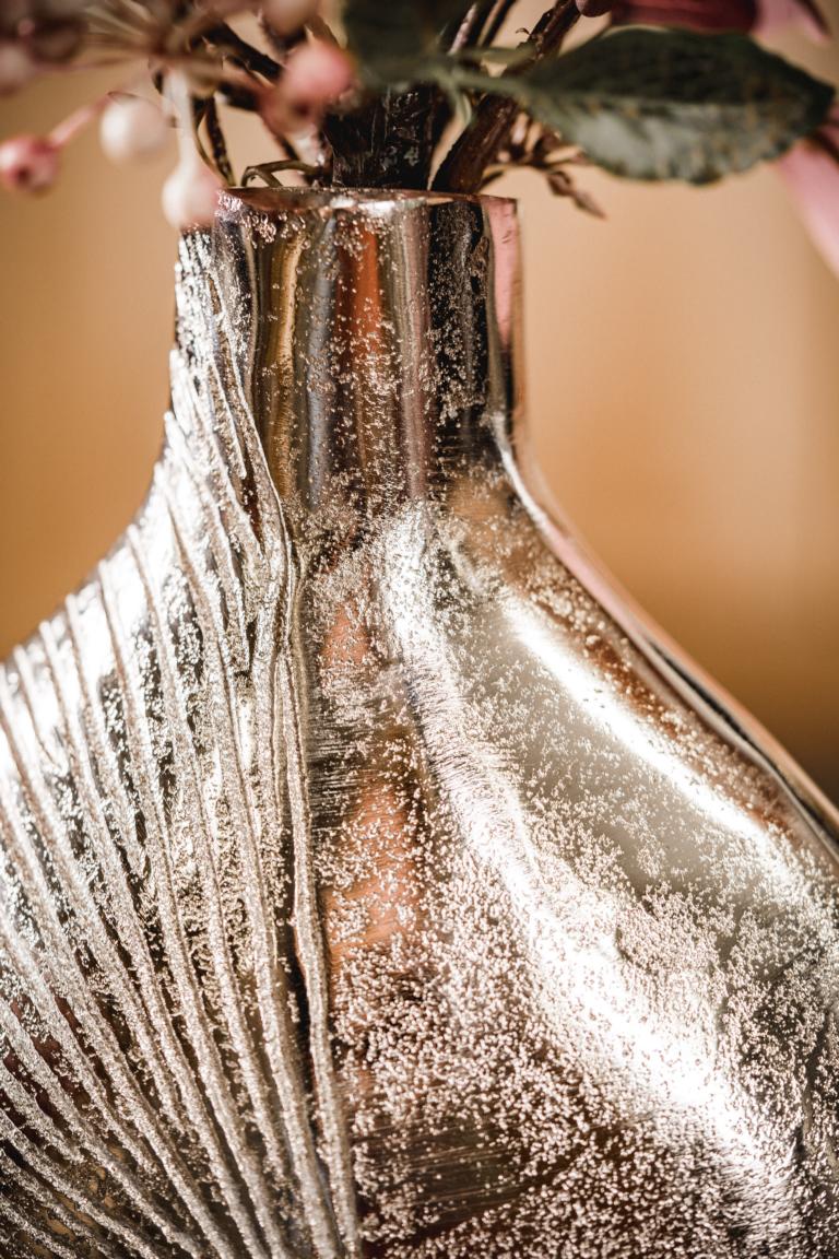 MN_Ambiente_20_09_2021-00015 Vase Silber aus Metall
