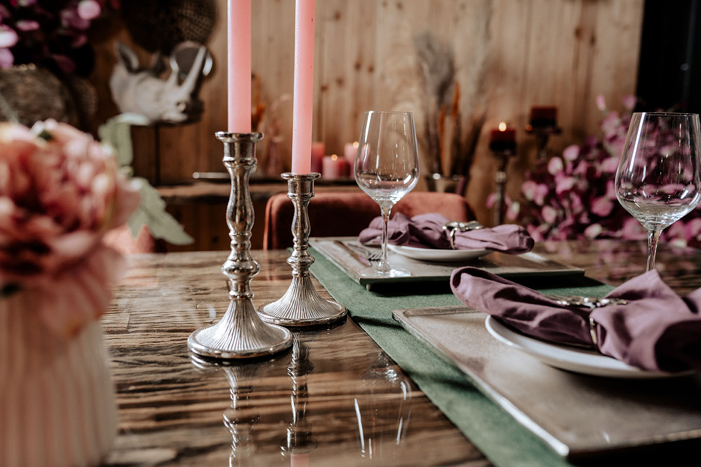 KATHRIN_BARNETZKE_Noll-19112022-Ambiente-16 Kerzenständer Silber 2er Set aus Metall