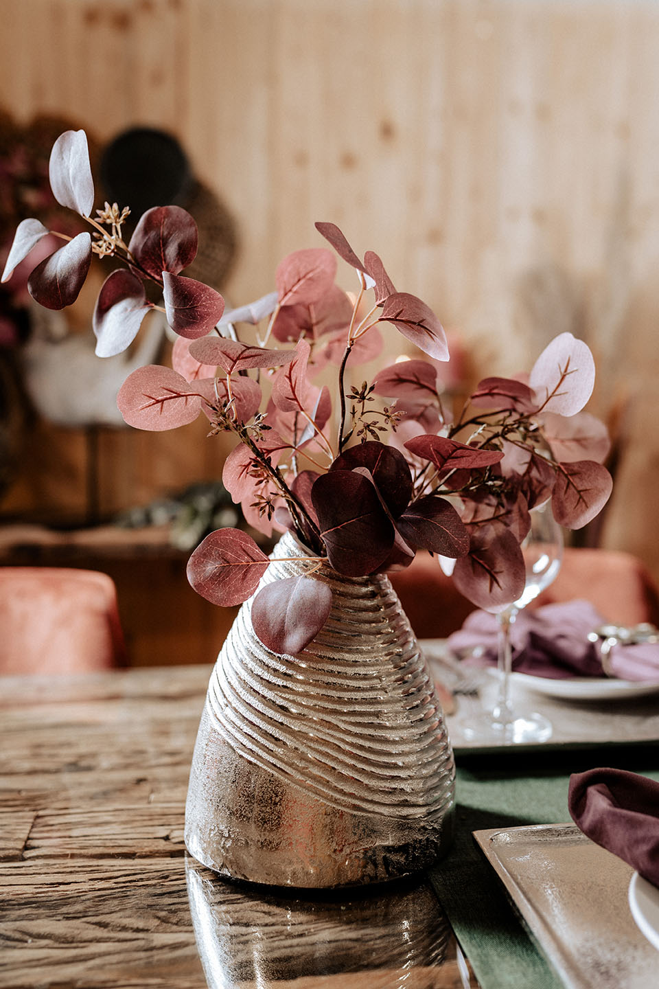KATHRIN_BARNETZKE_Noll-19112022-Ambiente-67 Vase Silber aus Metall