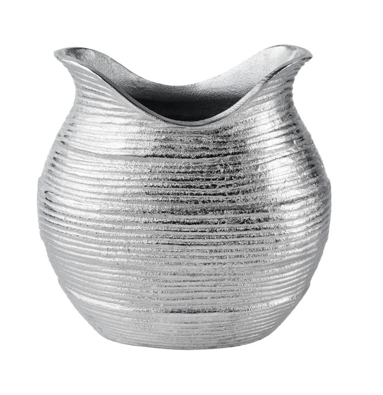 Vase-geriffelt-02 Bauchige Vase in Silber aus Metall